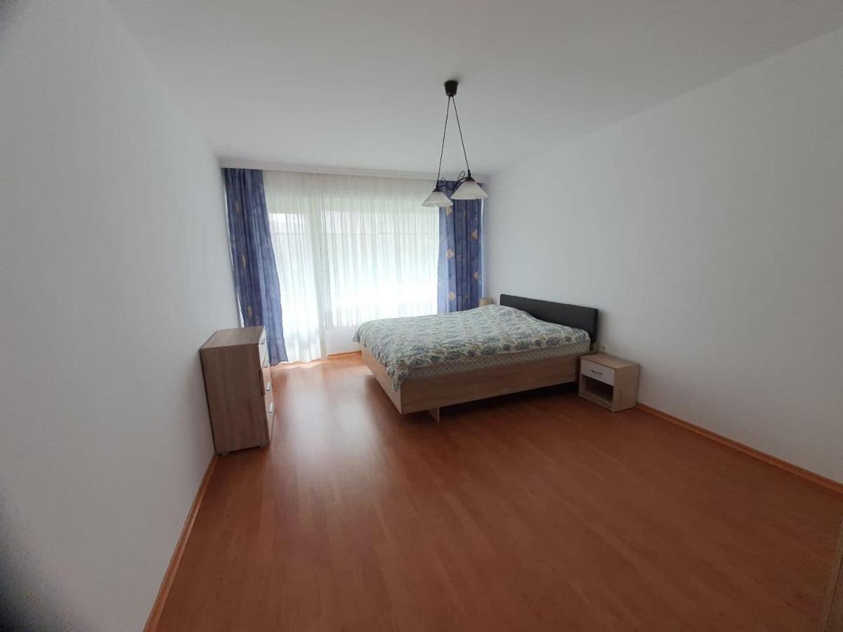 Апртамент Чайка Бл.17 Varna Exterior foto