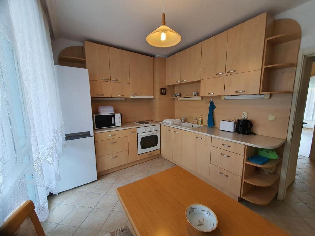 Апртамент Чайка Бл.17 Varna Exterior foto